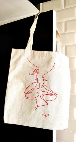 Tote bag écru kiss rouge